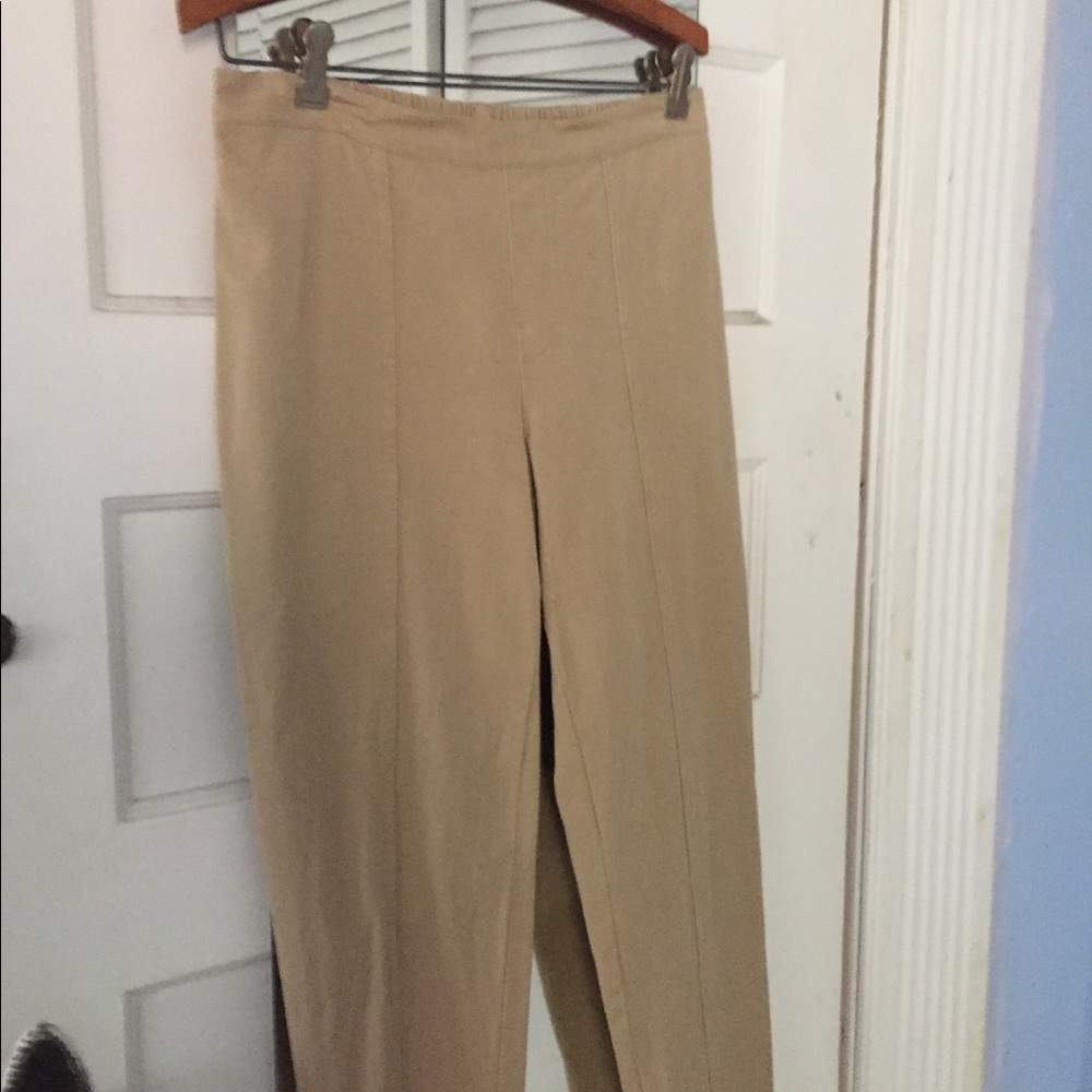 Isaac Mizrahi Live khaki 24/7 pants